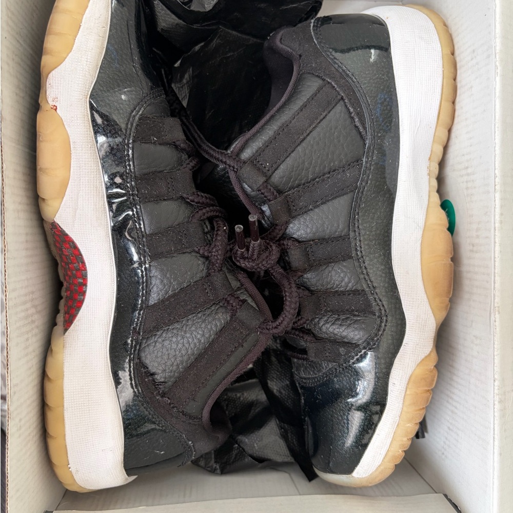 Jordan Kids Black and Gum Low-Top Sneakers